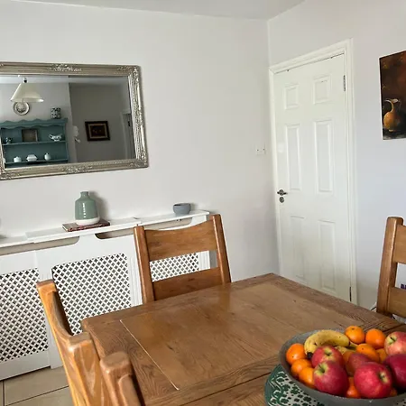 Westport Holiday Home Tatil Evi